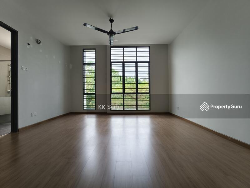 Untuk Dijual - (FACING OPEN 22x75 GOOD CONDITION) TAMAN KAJANG EAST